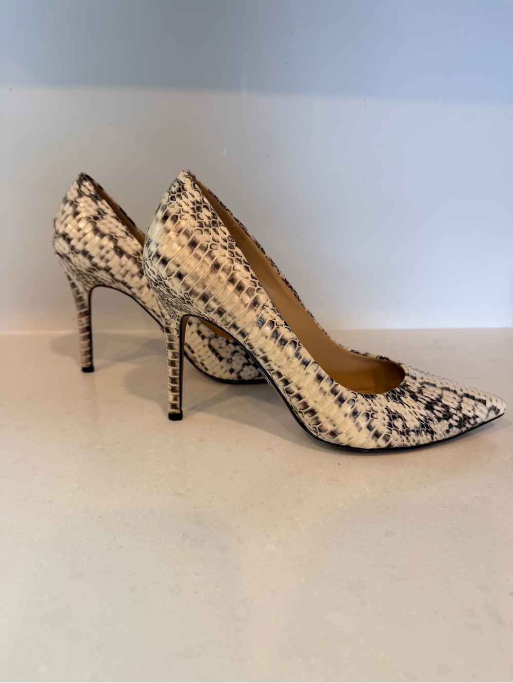 Michael Kors genuine Snake-skin Pointed Stiletto Pumps